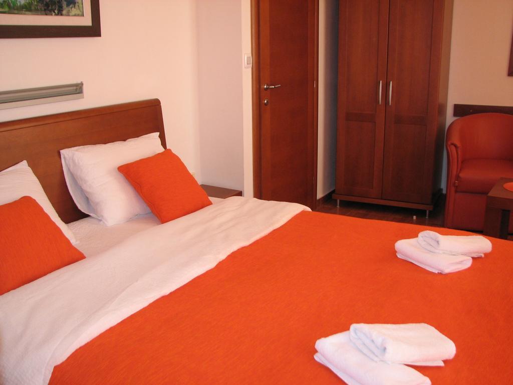 R-Club Old Town Apartments บุดวา ห้อง รูปภาพ
